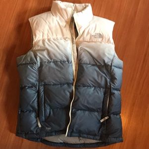 Womens XL North face 700 ombré blue vest